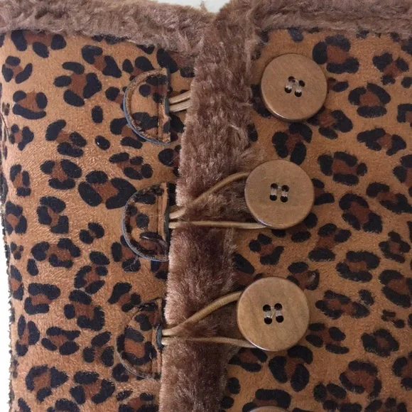 Leopard, faux suede boots - Picture 2 of 7